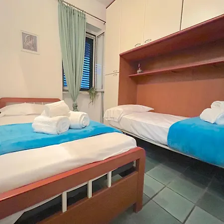 Daire Luchino's House *